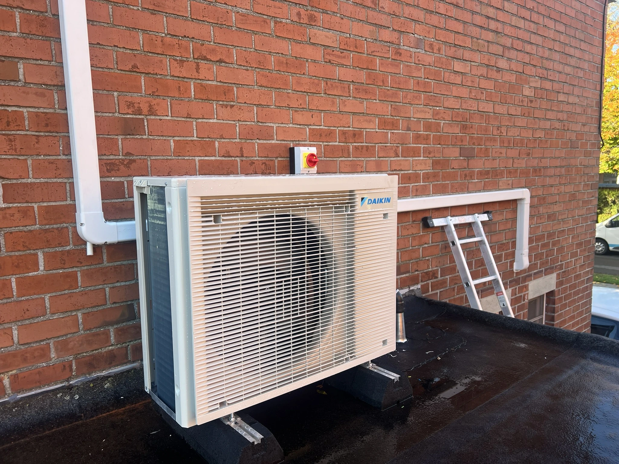 Daikin airco 2 binnenunits in Zaffelare